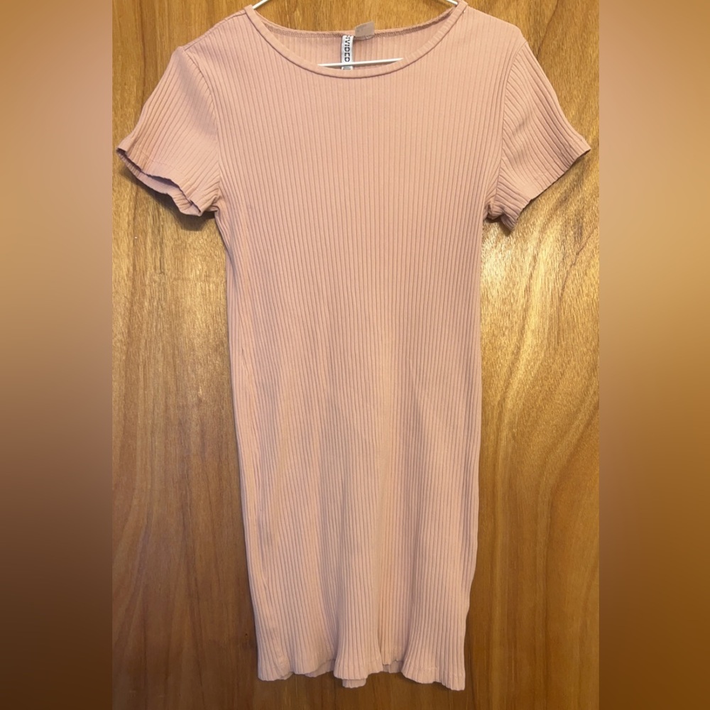 H&M Divided Ribbed short sleeve Mini Dress size large
